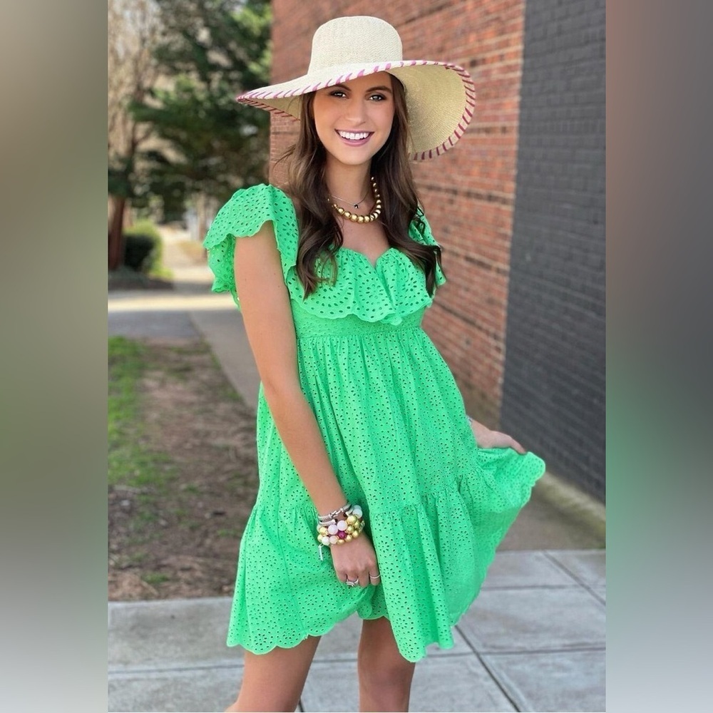 Lilly Pulitzer Asteria Cabana Green Daisy Dreams Eyelet Swing Dress (120)